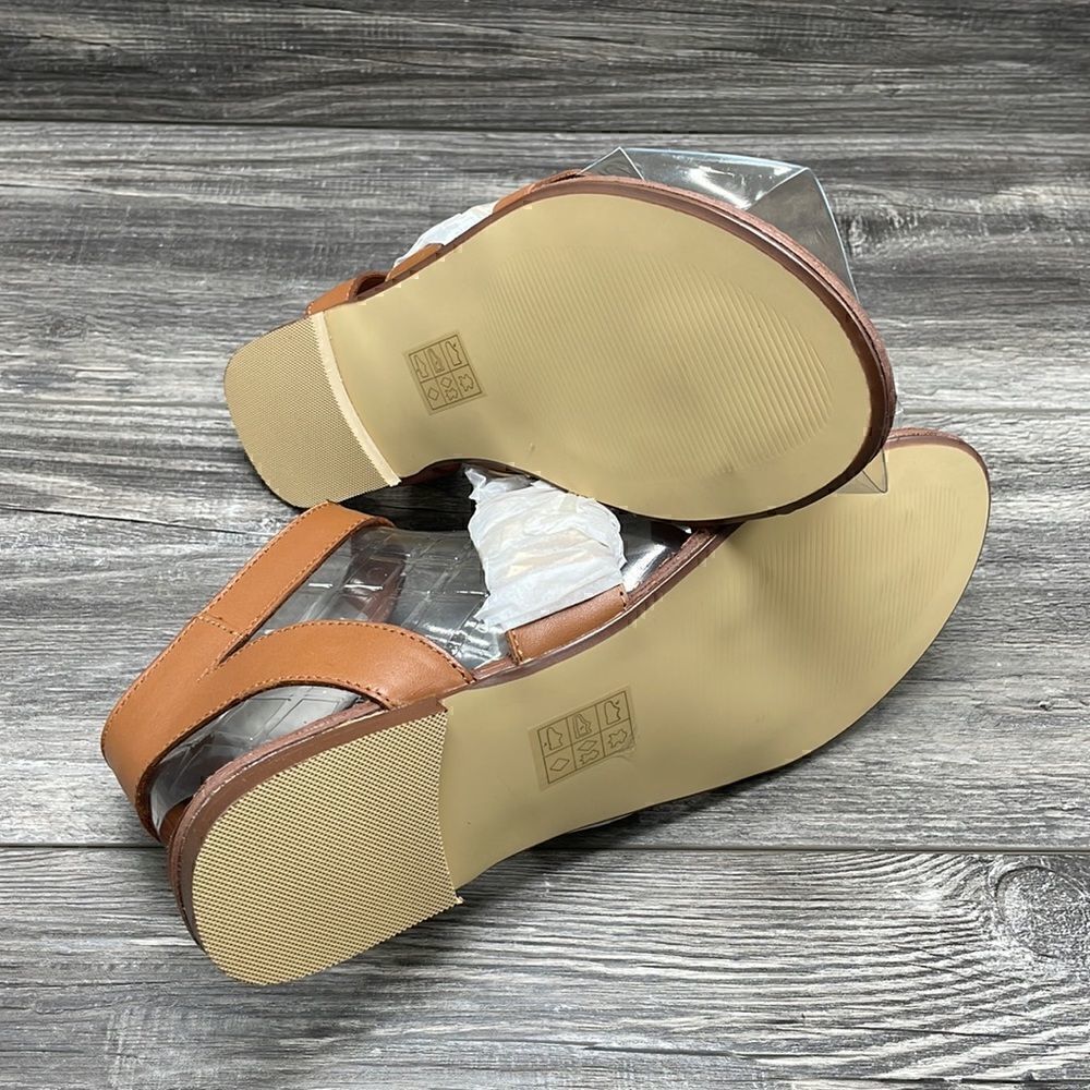 Womens Steve Madden Curlyy Toe Loop Studded Flat Sandals - Cognac - Picture 6 of 12
